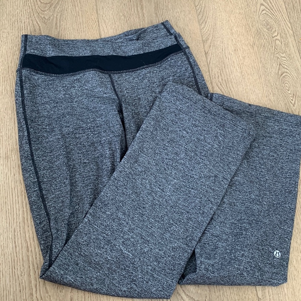 Lululemon flat pant size 6
